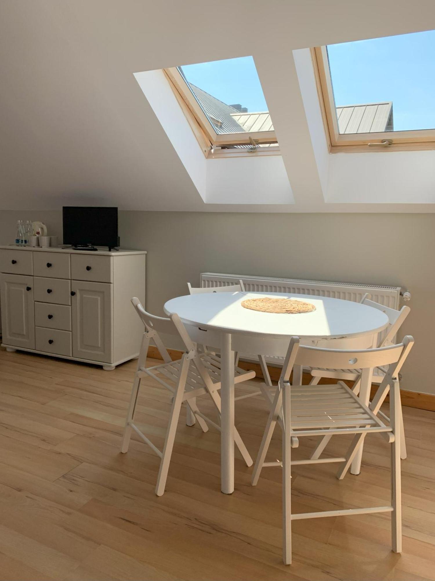 Barcelona Rooms Mikoszewo Eksteriør bilde